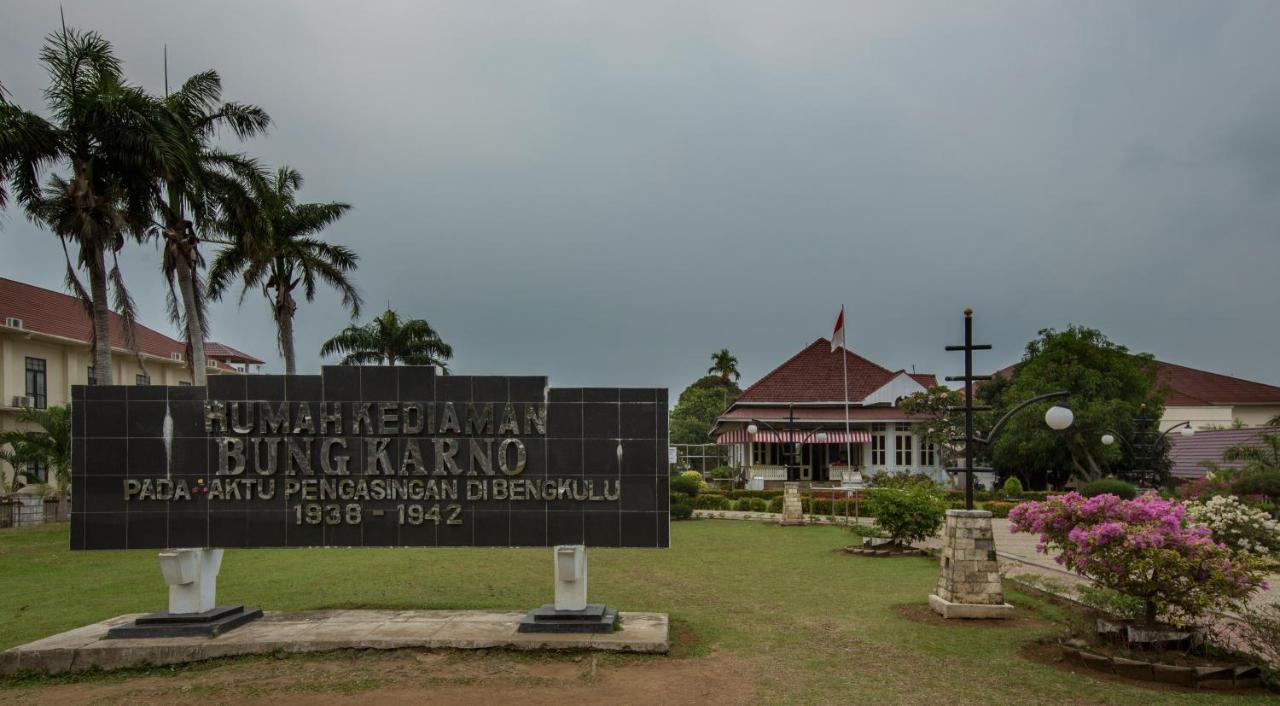 Amaris Hotel Bengkulu Esterno foto